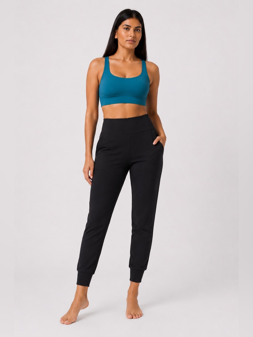 Lululemon Align Jogger 28"
Black size 6 pockets Athleisure
